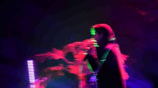 Oscar And The Wolf - Nora -- Live At AB Box Brussel 08-05-2014