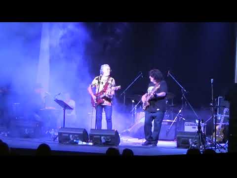 "La Mosca y la Araña" -  Alambre Gonzalez