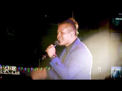 (VIVO) Si Ya No Te Sirvo, No Estorbes - Agrupación Los Capos / CUMBIA