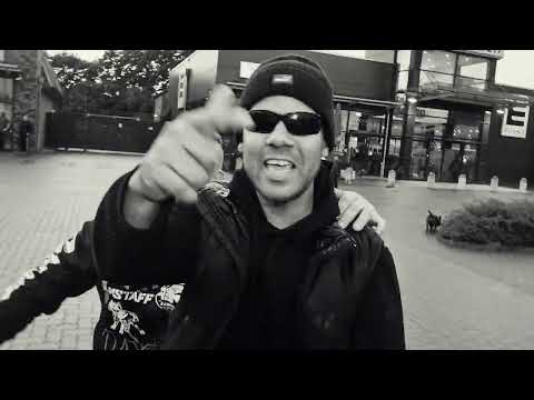 MC RESPECTLOS FEAT. FUMA - DIE GEISTER DIE DU RIEFST (OFFICIAL VIDEO)