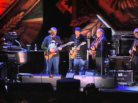 Willie Nelson, Neil Young & Phish - Moonlight in Vermont (Live at Farm Aid 1998)
