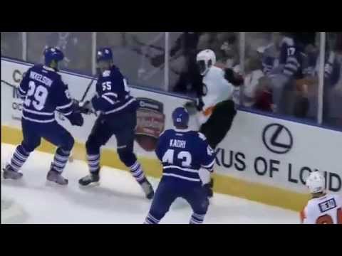 Wayne Simmonds Preseason Fight vs Korbinian Holzer Flyers Maple Leafs 092214