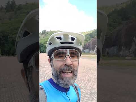 Parque PEDREIRA Lagoa AZUL .ABANDONADA qual motivo?? de bike ATÉ Campo Magro Paraná Brasil