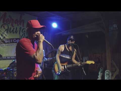 Richard D'gilis Ft Bastian Cozy - Kulit Kacang