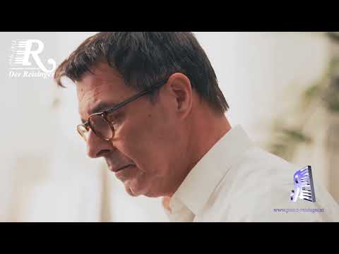 Yamaha Digital Piano Clavinova CVP 900 series Concert CLASSIC