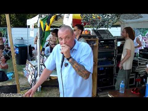 TJO TJO SOUNDSYSTEM ft ozi one & rootsman - guess who's coming to Rastaplas (Thank Dub) @ 150718