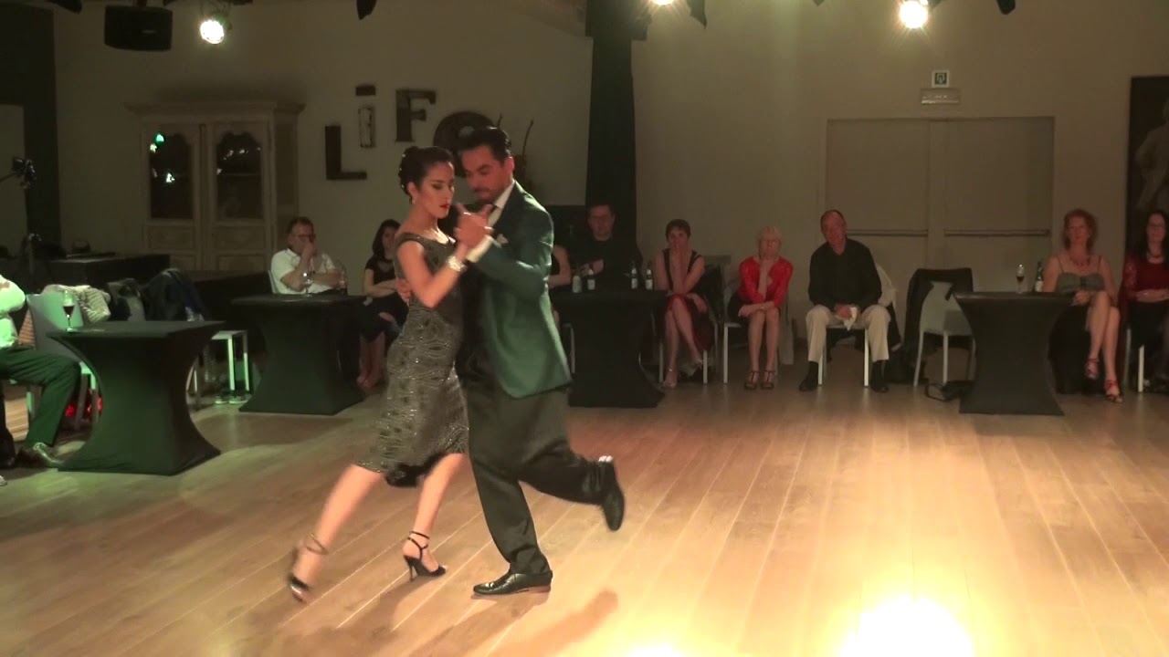 Demo tangowals Niko Caracas & Belén Martínez @ Life Danscenter Izegem
