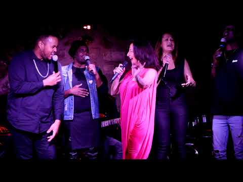 Elga Porchkhidze - Medley                    Cabaret  "Aux trois Mailletz " 2021 Paris