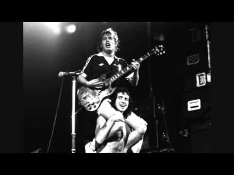 AC/DC- The Jack (Full Live Version) [Cleveland, OH, Aug. 22, 1977]