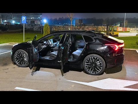 Zeekr 001 Night Lights Review