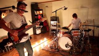 WATERS - Got To My Head (Buzzsession)