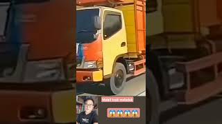 Download lagu Ban mobil truk meledak #truk #mobil mp3 Download lagu Ban mobil truk meledak #truk #mobil mp3