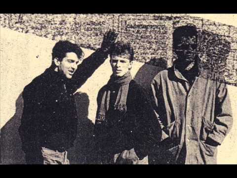 Tužne Uši  - Hod Kroz Maglu ( 1984 Split Yugoslav Coldwave )