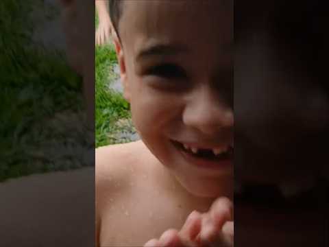 Brincadeira de Criança | Banho de chuva em Itaqui, Rio Grande do Sul | Sobrinho Martin #join #amor