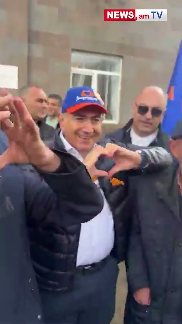 «Իյաաա՜», «Հա, հա» . քաղաքացու «սրտիկը» եւ Փաշինյանի արձագանքը
