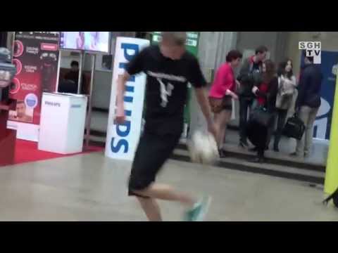 Football Freestyle Dawid Krzyżowski Men's week 2014 by SGH TV