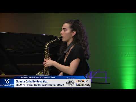Claudia Carballo González plays Étude 12   Douze Études Caprices by Eugène BOZZA