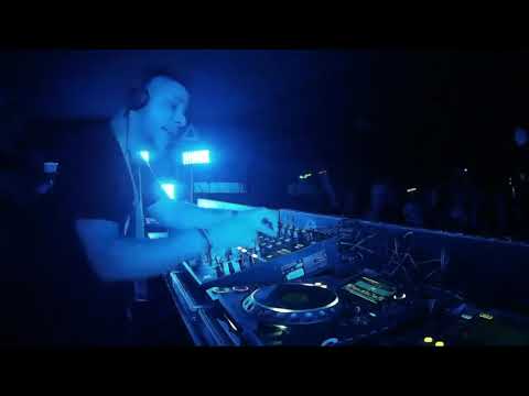 download lagu mp3 mp4 Obi Budapest, download lagu Obi Budapest gratis, unduh video klip Obi Budapest