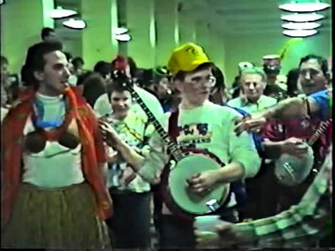 1987 Show of Shows Aisle--Filed under "it was 1987 at the show" catagory.