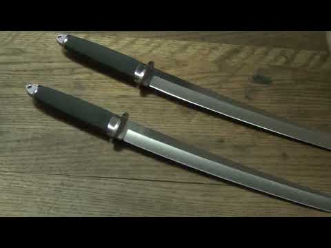 Stiletto's Cold Steel Magnum Tanto XII Comparison Video Between The San Mai And 3V Models