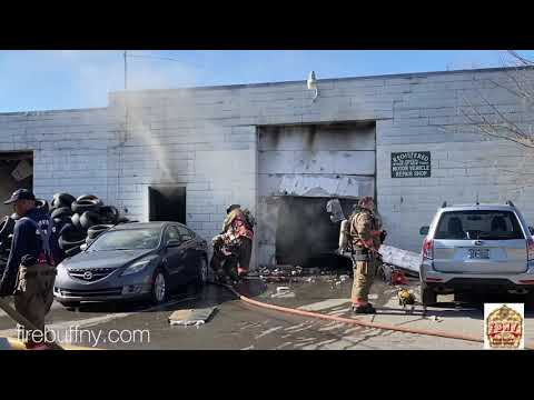 ‪Buffalo FD 2 Alarm Fire: 155 Comet Avenue
