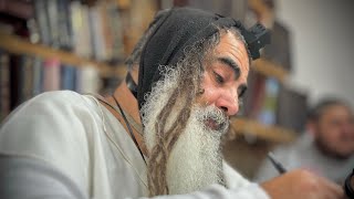 הרב שלום סבג - שיעורי וידאו - הרב שלום סבג✨מה זה שרבינו אמר יש צדיק אובד בצידקו ? –  י״ג בטבת ה׳תשפ״ה – דן בן יעקב 🇮🇱