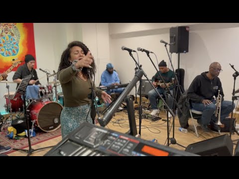 'Black Woman' (cover) - Indra rehearsing with Reading Reggae Collective