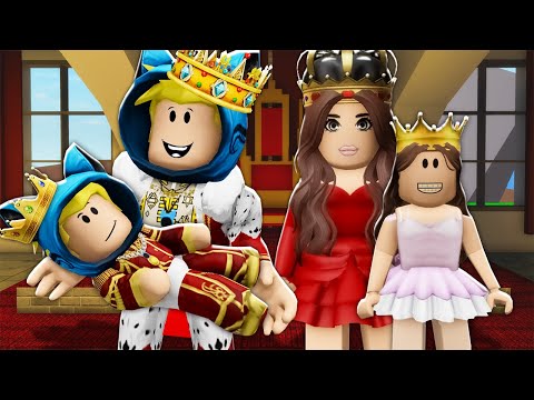 MY ROYAL FAMILY at BROOKHAVEN RP🏡