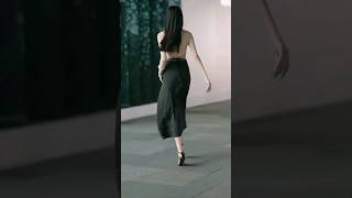 beautiful Chinese street girls #beautiful #chinese #street #girls