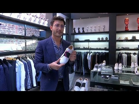 download lagu mp3 mp4 Acheter Sneakers Daniel Essa, download lagu Acheter Sneakers Daniel Essa gratis, unduh video klip Acheter Sneakers Daniel Essa