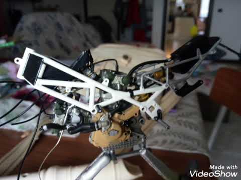 DUCATI 888 TAMIYA 1/12 GIANCARLO FALAPPA parte 2