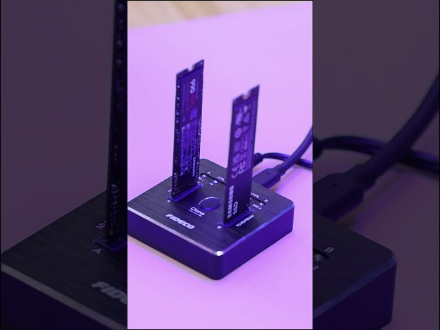 Vídeo relacionado con StarTech.com Dock Clonador Autónomo 1:1 de NVMe M.2 - 90GBpm - USB-C 3.2 de 20Gbps - Docking Station USB Tipo C de 2 Bahías