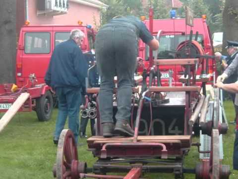 Historischer Löschzug  02. 09. 2007 zur Vorführung in Müden an der Aller Clip 02