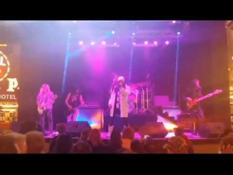 Ratt Wanted Man Cover  Dr Rock  Freddie Paguio potential singer for Ratt audition Spandex Nation