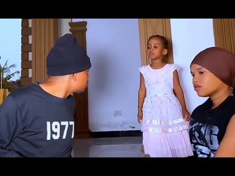 TAZAMA NAYLA, KP NA ZEBUU, Ni mwendo wa kuchomoa betri tu!!, 😄😄 #kpnazebuu