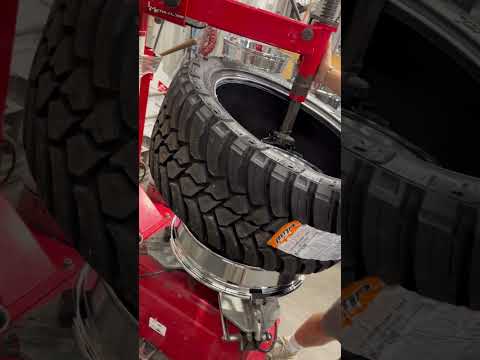 Mounting up a set of 22x12 AXE Offroad Kratos Chrome w/ 33x12.50R22 AMP Terrain Attack M/T