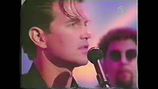 Chris Isaak - Somebody's Crying - Sweden 1995