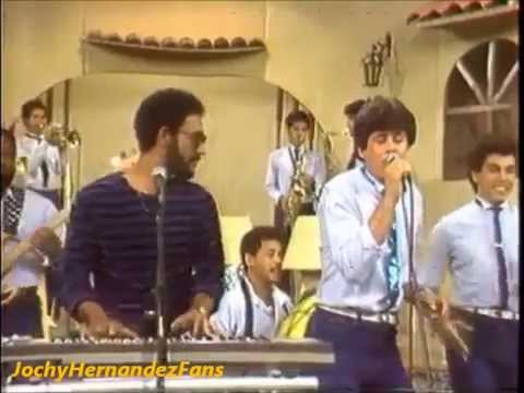 Anibal Bravo Canta Jochy Hernandez - La Chica De Hoy