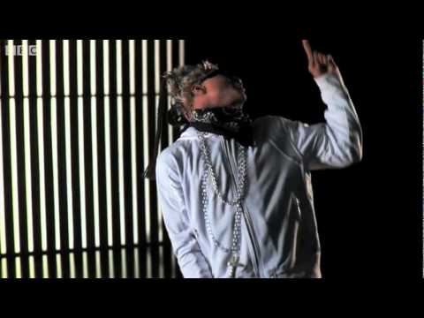 4 Foot 1 - Tinchy Stryder FT N-Dubz