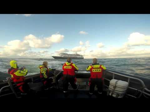 Medische evacuatie van cruiseliner Rotterdam