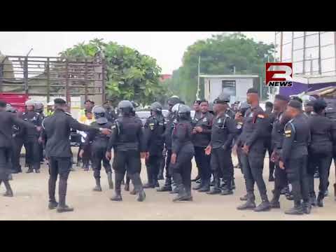 Democracy Under Attack Demo: Police Conduct Drills