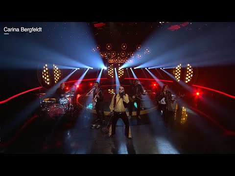 Korslagda - En sån här chans får man bara en gång i livet (Live hos Carina Bergfeldt)