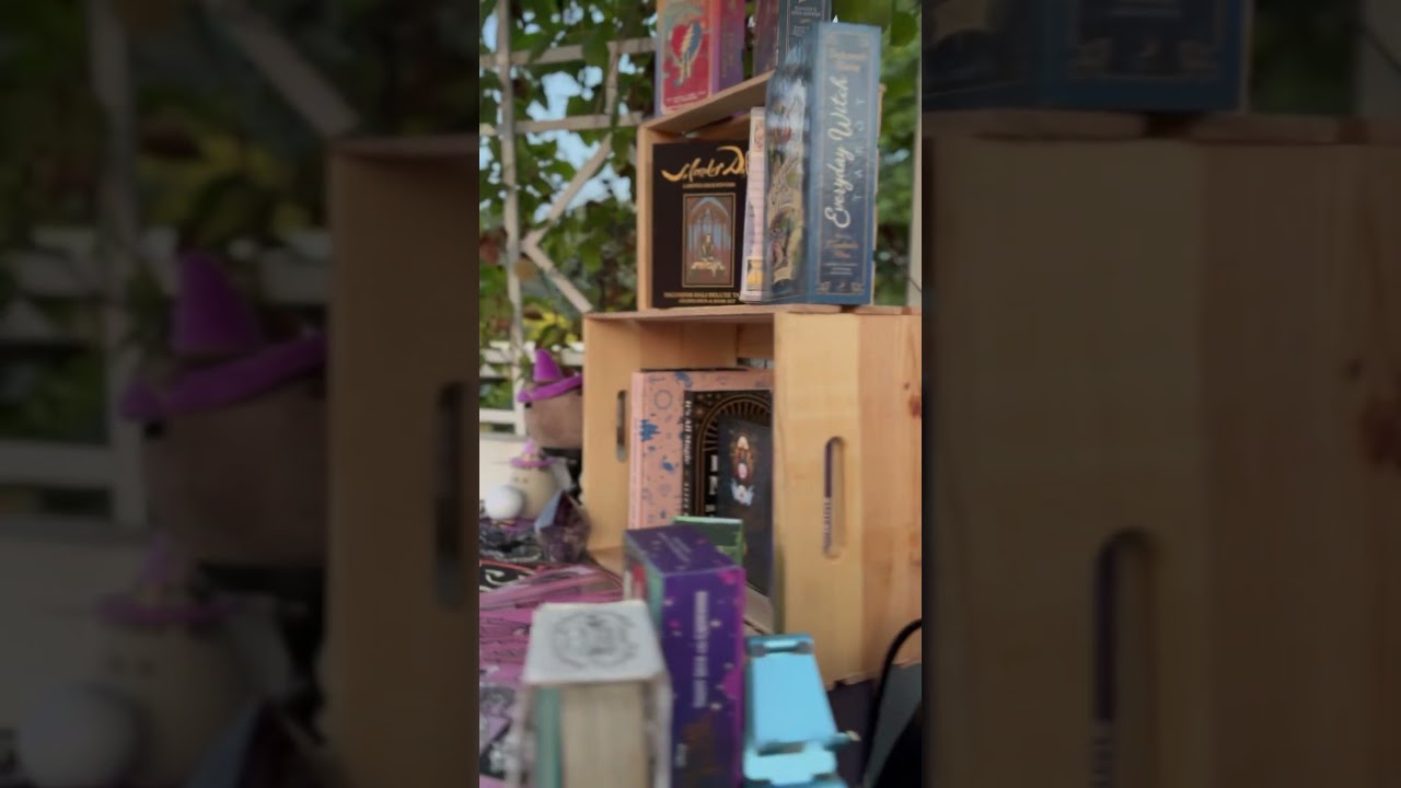 Promotional video thumbnail 1 for Oracle and Tarot Readings