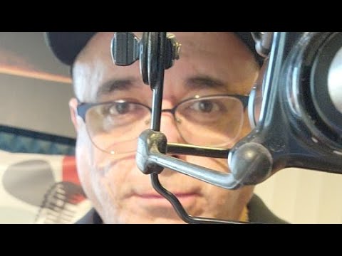 Live At Hot 101.9 Doing Readings