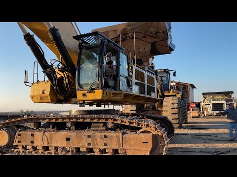 Cutting In Half The Caterpillar 385C Excavator Changing The Rotation Ring - Sotiriadis/Labrianidis