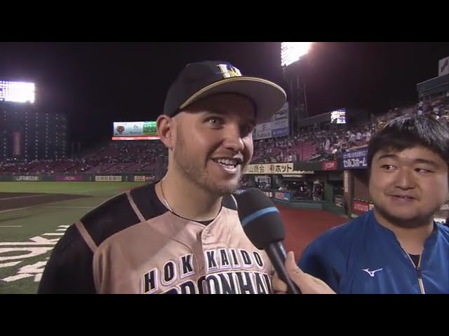 ファイターズ・レアード選手ヒーローインタビュー 2017/8/25 E-F