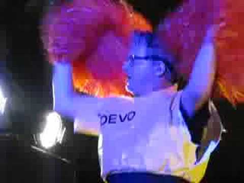 Devo play Mongoloid LIVE at McCarren Pool NYC