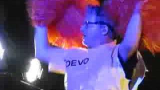 Devo play Mongoloid LIVE at McCarren Pool NYC