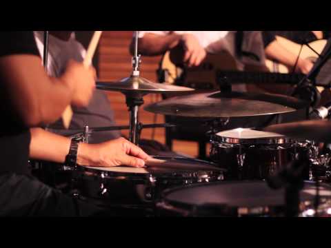 Luíza Britto no Red River Café