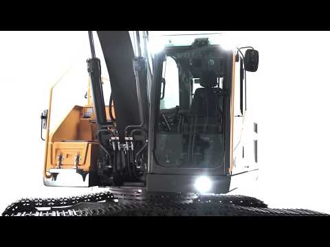 Volvo EC220E crawler excavator - technologically powered